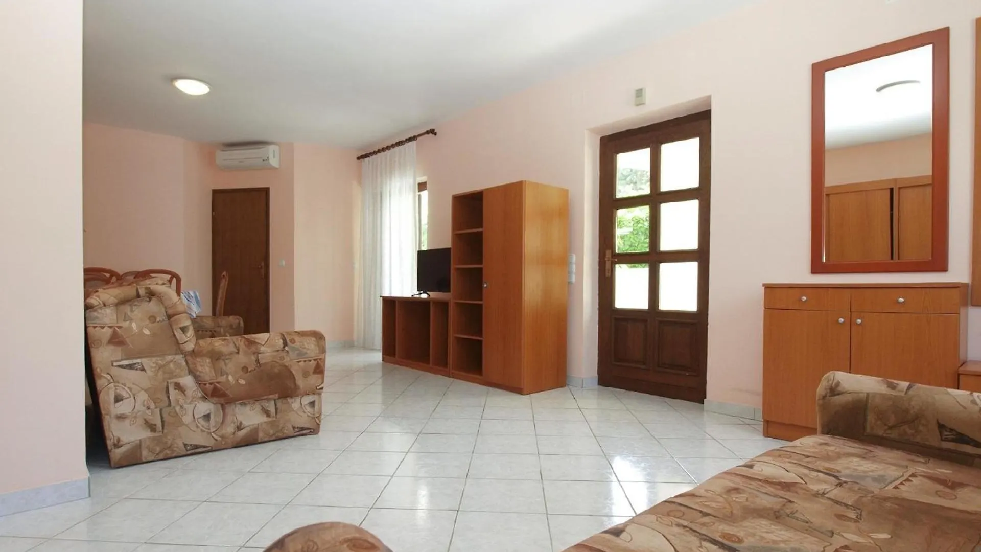 Ferienwohnung Fuer 6 Personen Ca 56 Qm In Fazana, Istrien Istrische Riviera Fazana